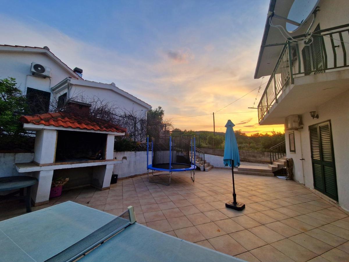 Holiday Home Nino With Amazing Swimming Pool Слатине Екстериор снимка